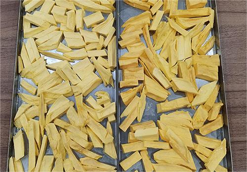 凍干芒果：食品冷凍干燥機(jī)加工凍干水果脆片流程